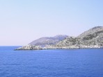 Entlang der S�dk�ste der Insel Symi auf der Fahrt Richtung Osten