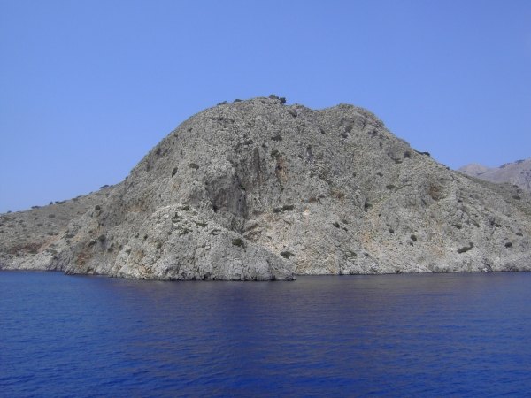 Entlang der S�dk�ste der Insel Symi