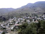 Symi Chorio: die Stadt am Berg ist gr��er als vom Hafen sichtbar